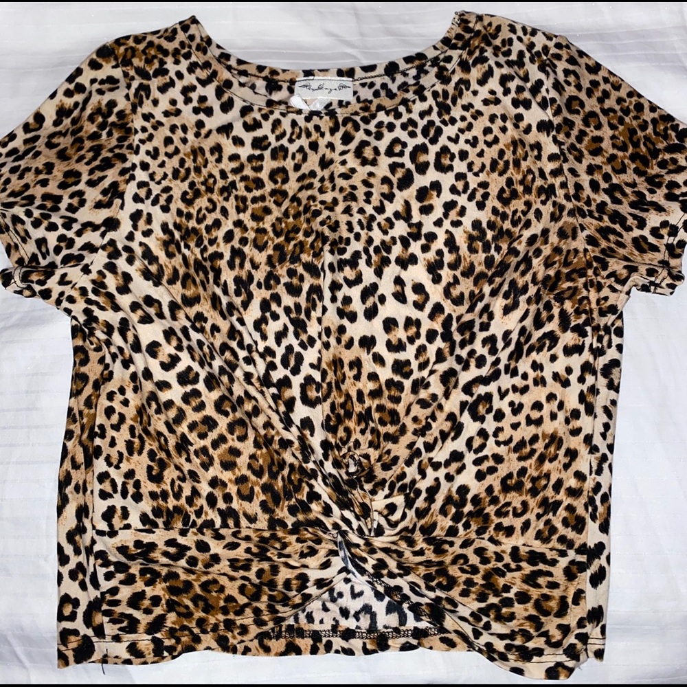 Nice crop shirt. With cheetah print